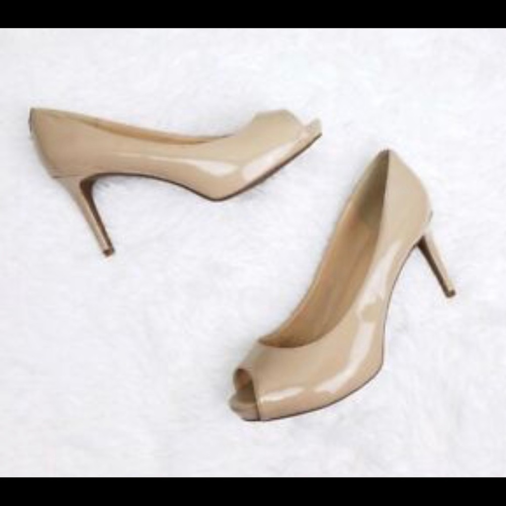 Patton leather tan Liz Claiborne platform heels